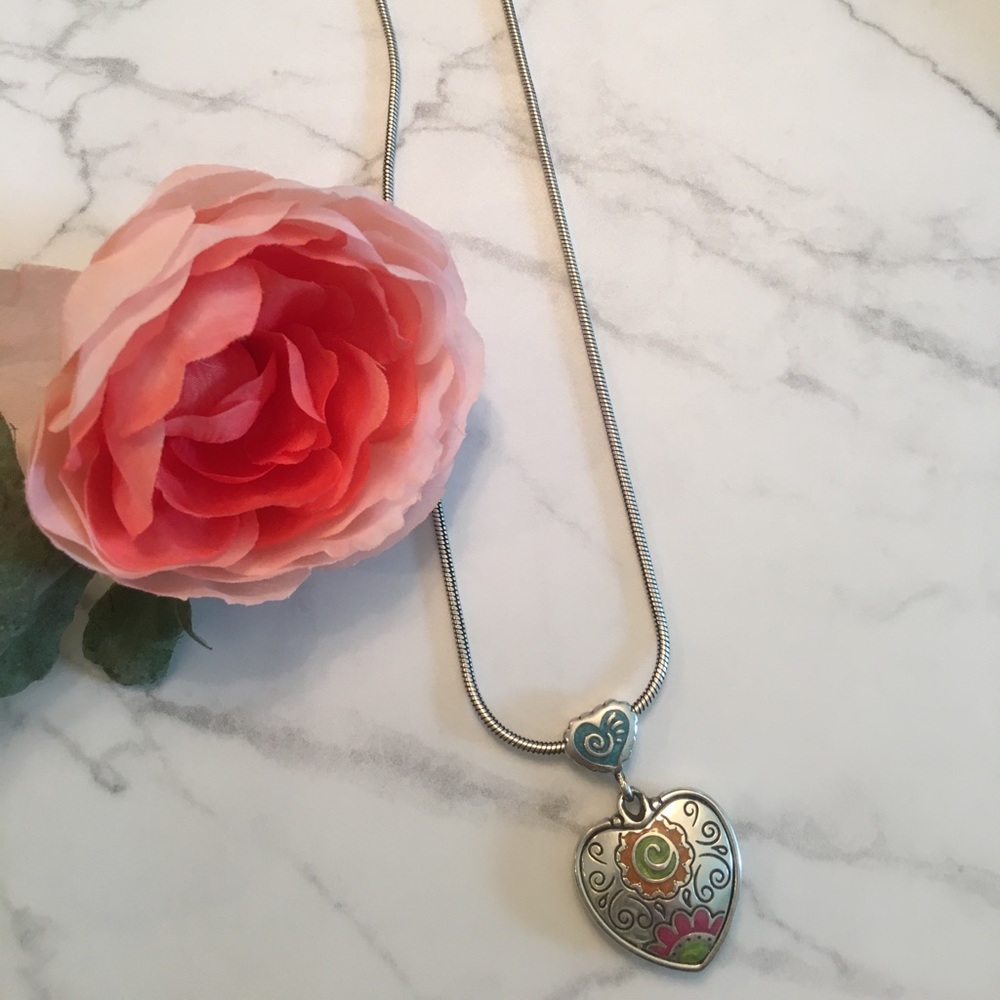 Brighton • Flower power heart necklace